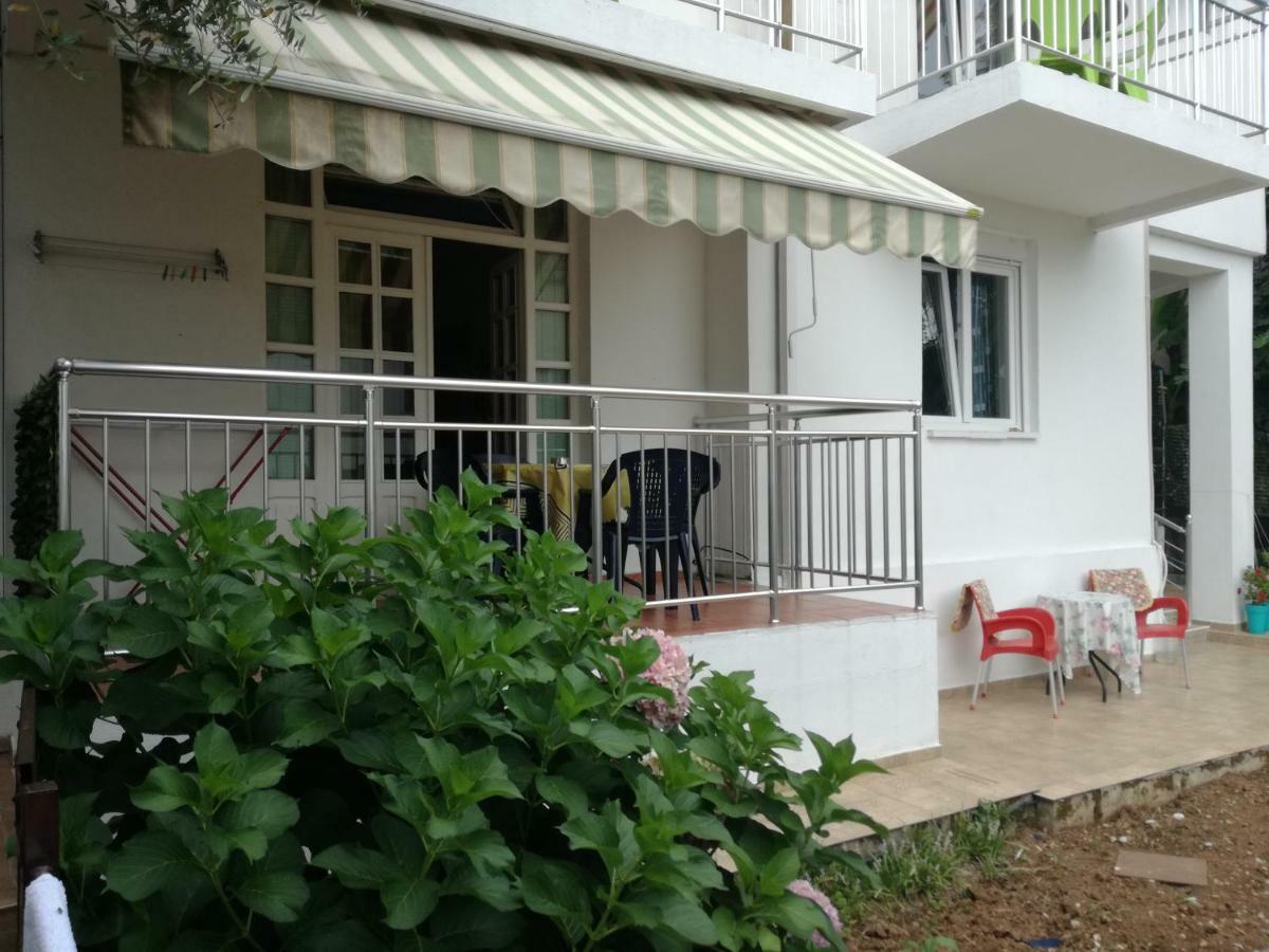 Guest House Vila Bak Будва Екстер'єр фото